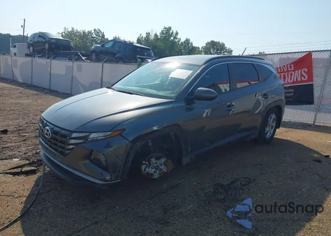 2022 Hyundai Tucson Sel z USA, uszkodzony, nr VIN 5NMJB3AE7NH133081